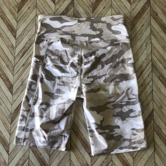 Calvin Klein Performance Wick Shorts Leggings S/P/CH. Light Camouflage - Picture 3 of 7